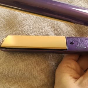 Chi Air 1" flat iron